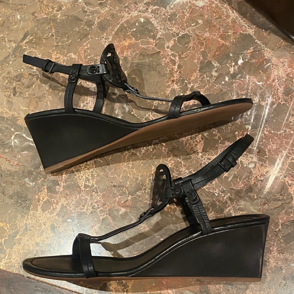 Tory Burch Black Wedge Sandals. Size 8.5 - Picture 8 of 10